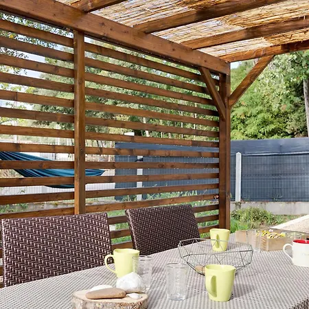 Holiday home Maison Entre Monts & *